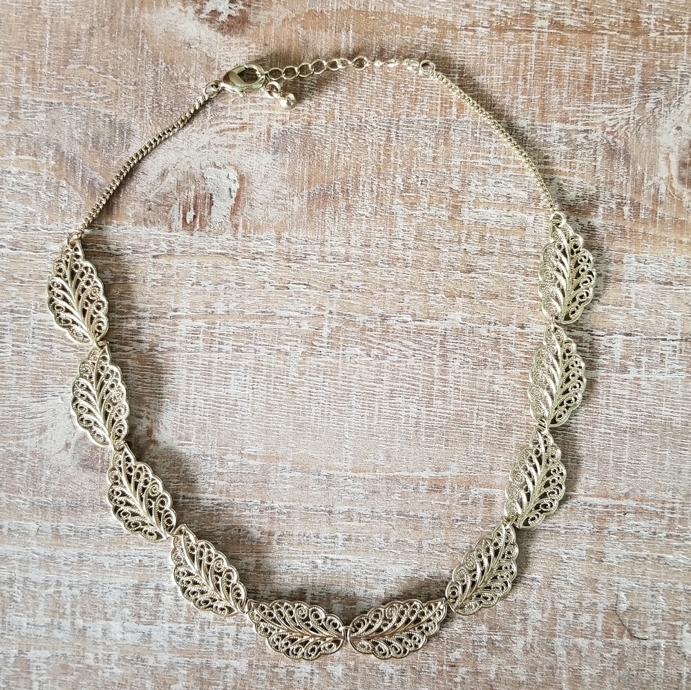 Greek Laurel Gold Necklace